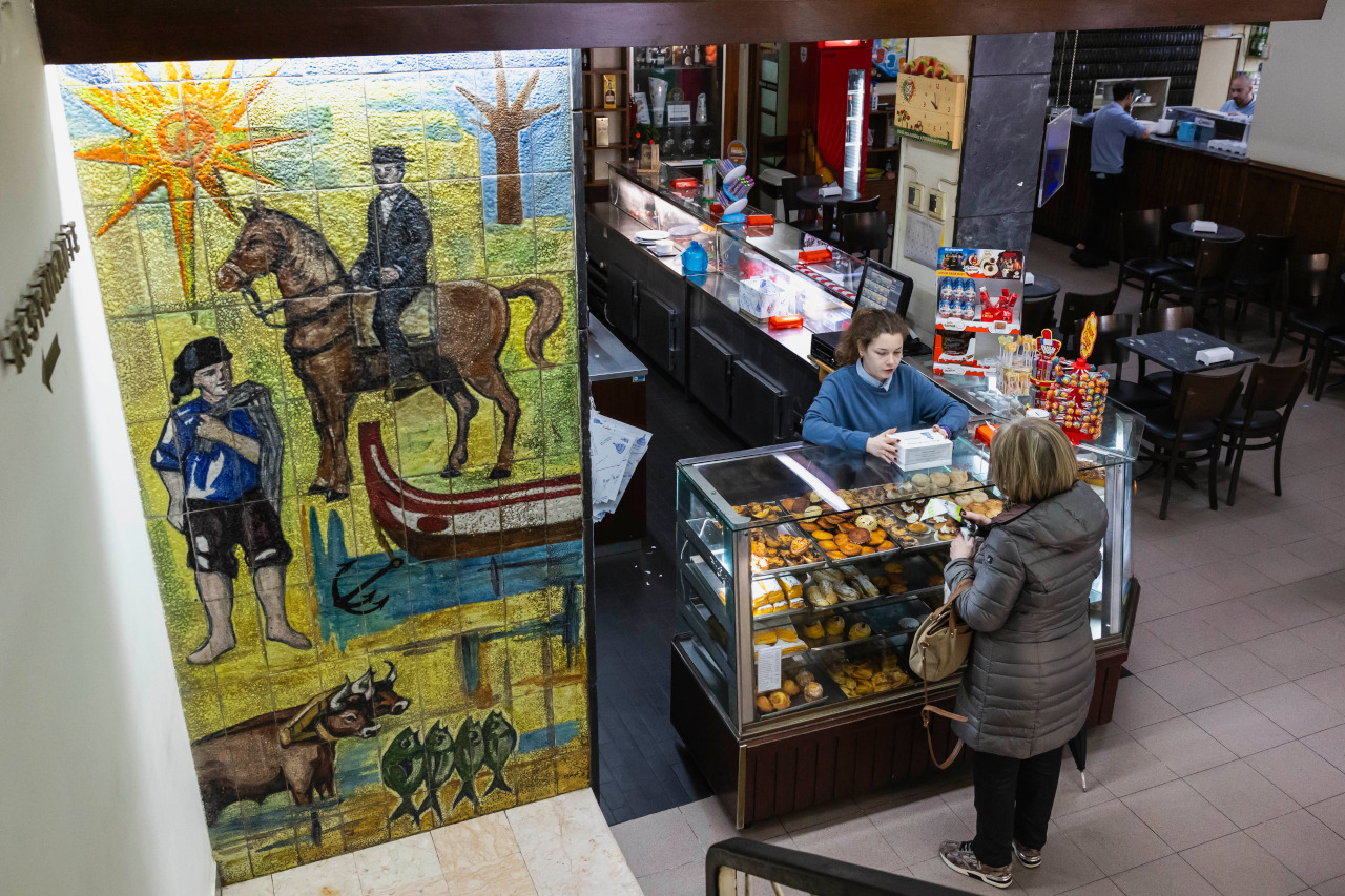 Com mais de 100 anos, a Luiz da Rocha faz parte dos encontros de tarde da cidade 