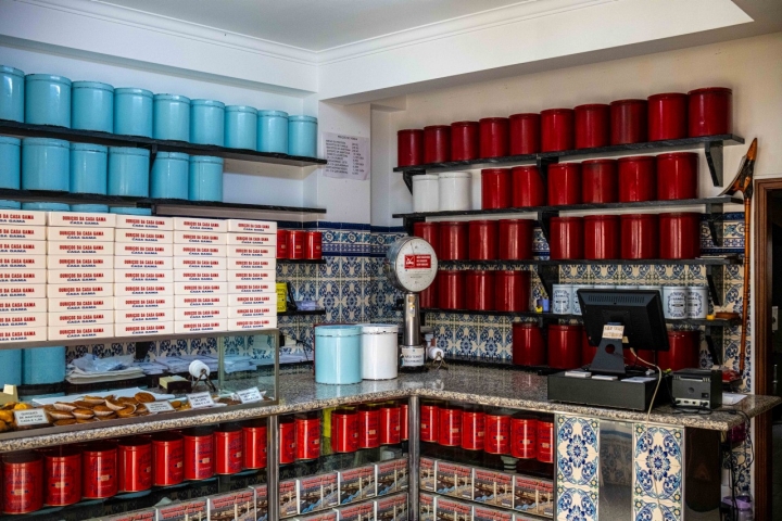 As latas são o elemento icónico da Casa Gama