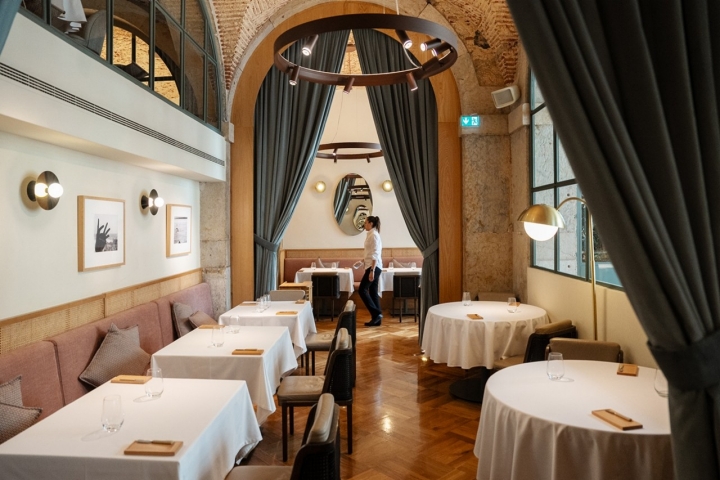 Pode optar pelo menu de degustação Belcanto ou escolher à carta.