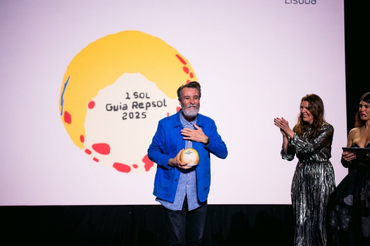 Nuno Mendes recebeu 1 sol pelo Santa Joana, em Lisboa, e 1 Sol pelo Cozinha das Flores, no Porto
