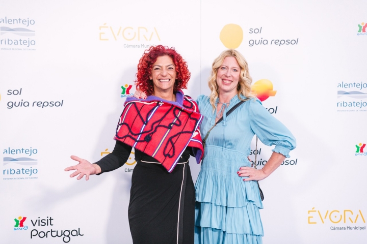 Margarida Bessa Rego, chef do restaurante Pão & Pizza, Restaurante Guia Repsol vencedor do Sol Sustentável, e Anna de Brito, responsável pela herdade Terramay, onde fica o restaurante 