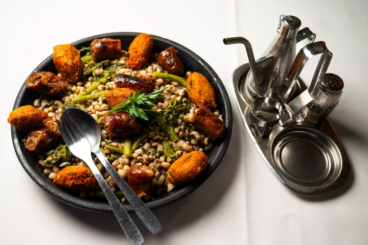 Feijão Frade com Grelos, na Casa de Souto Velho