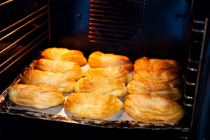 Pastéis de Chaves a serem feitos n’O Meu Celeiro