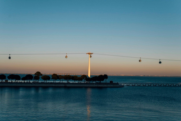No Parque das Nações, além da Torre Vasco da Gama, pode avistar Lisboa de cima numa viagem de teleférico