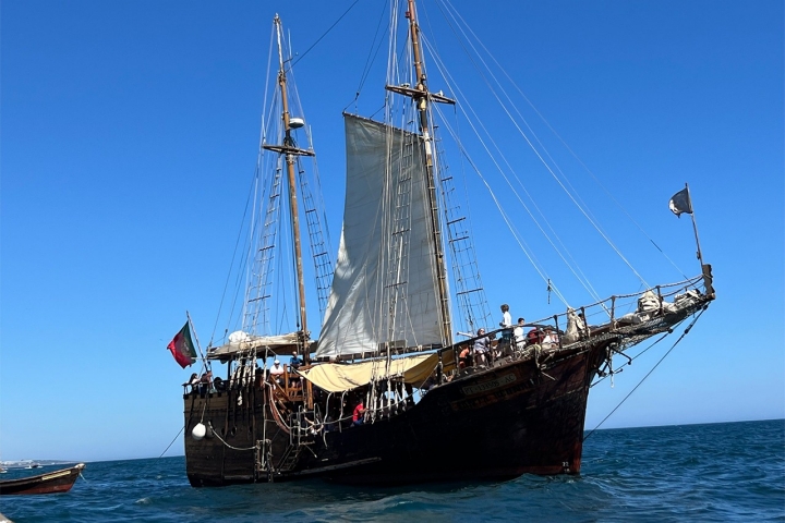 Navio Pirata Santa Bernarda 