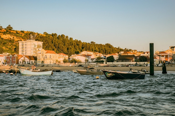  A praia da Trafaria é o cenário dos jantares do Trafaria na Brasa