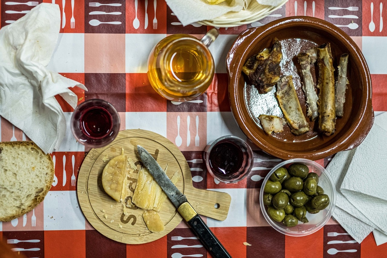 Traz um amigo também: chegou o dia da abertura das talhas em Vila Alva