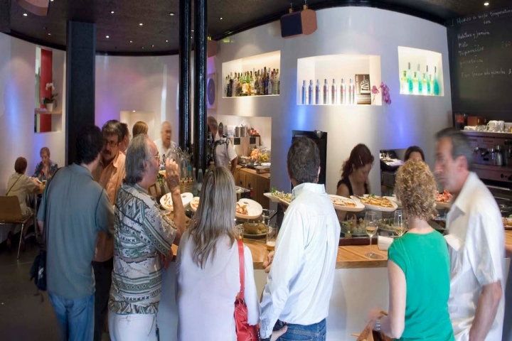 De pintxos en el Toloño. Foto: Quintas, cedida por el Ayto. de Vitoria.