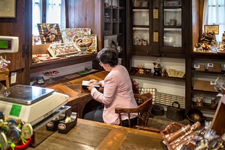 En la fábrica de chocolates Mendaro, en Guipúzcoa.