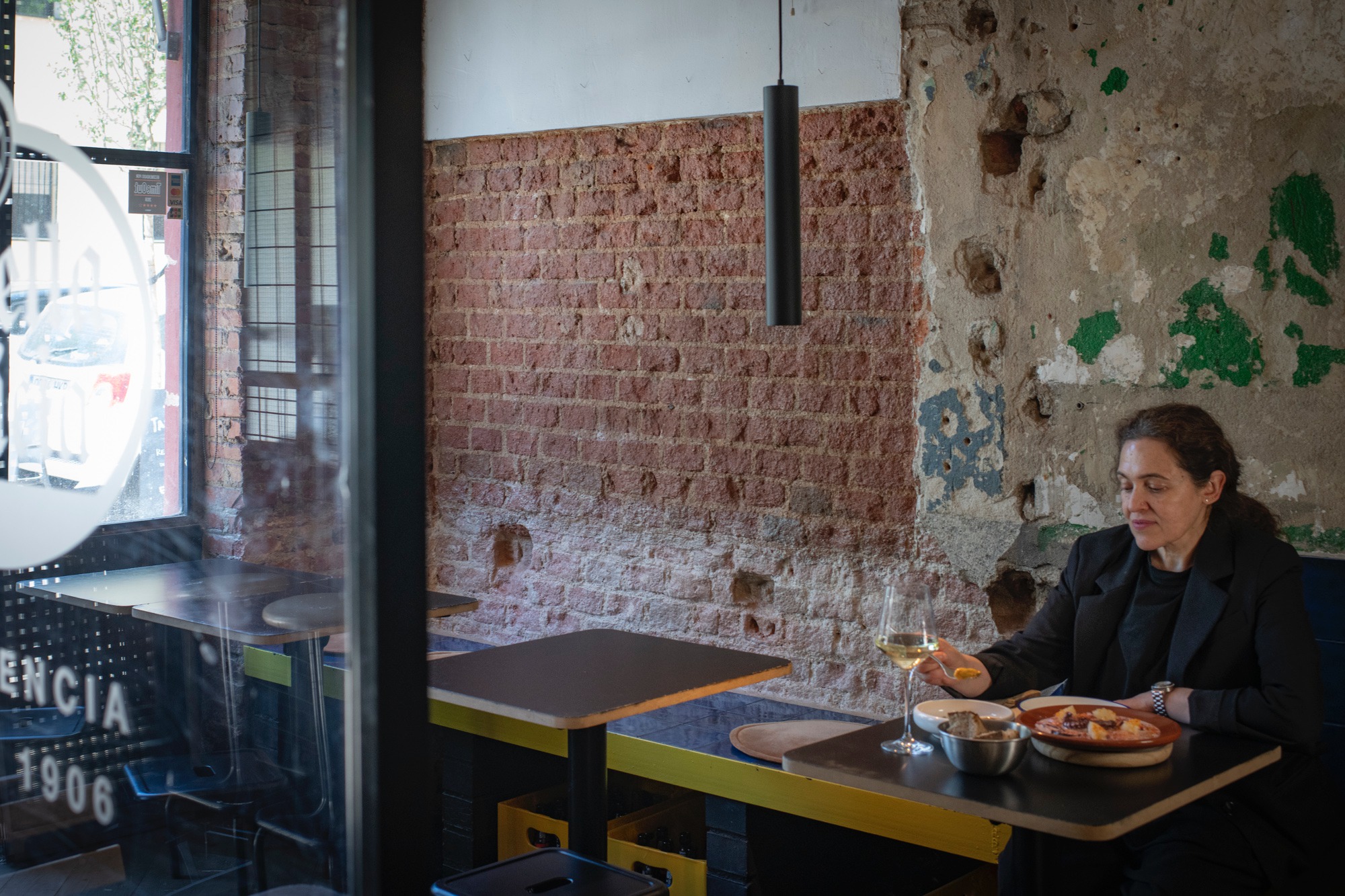 ‘Taberna Sacra’ es una taberna contemporánea.