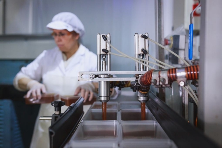 Aunque en lata se conserva mejor, a los portugueses les gustan los envases de plástico.