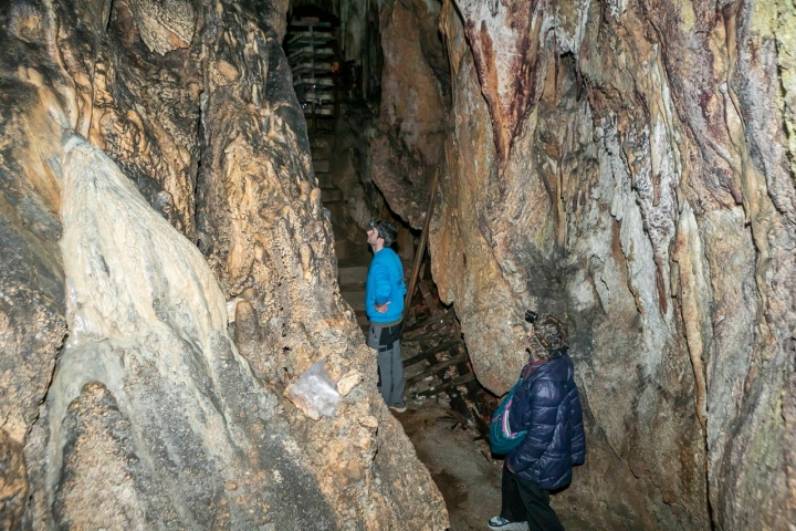 Queseria Los Puertos Asturias inicio cueva