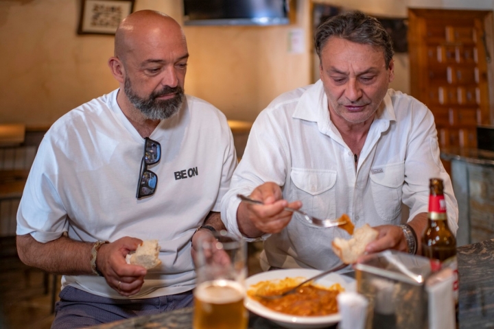 Los callos, que no falten, si no quiere que le echen del pueblo