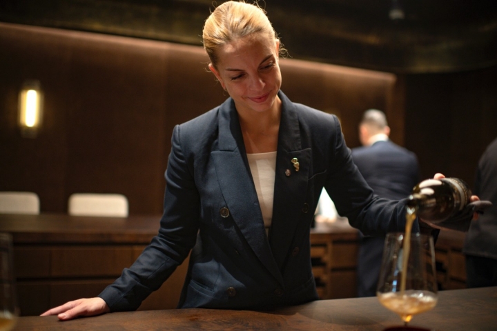 La sumiller Lorena Loie.