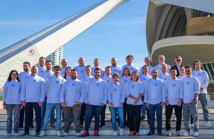 Chefs valencianos participantes de la cena solidaria Desde Valencia Para Valencia