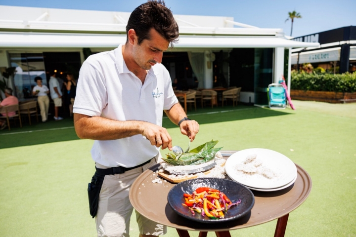 Los pescados de la Bahía de Cádiz, a la brasa o a la sal