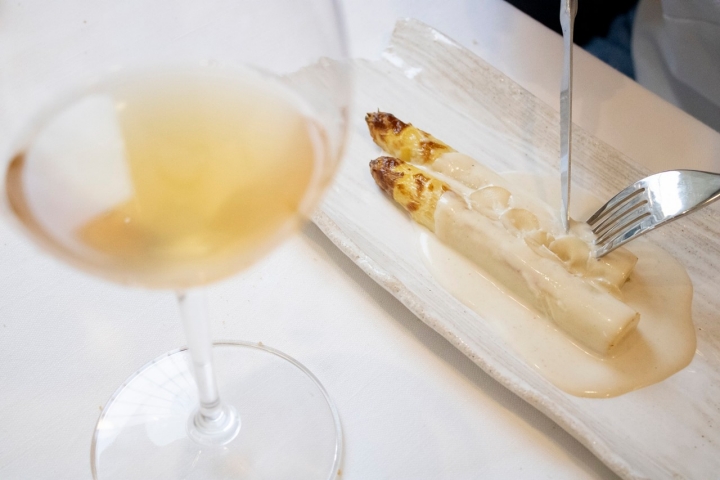 Los espárragos con 'perretxicos'