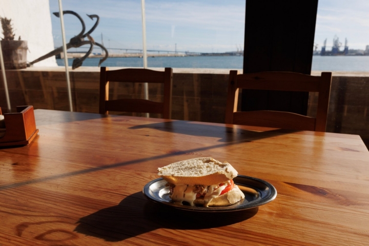 Tapeo habitual, económico y sencillo para gente del mar.