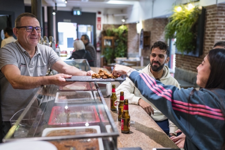 Donde Comer Torreznos en Madrid Paco García