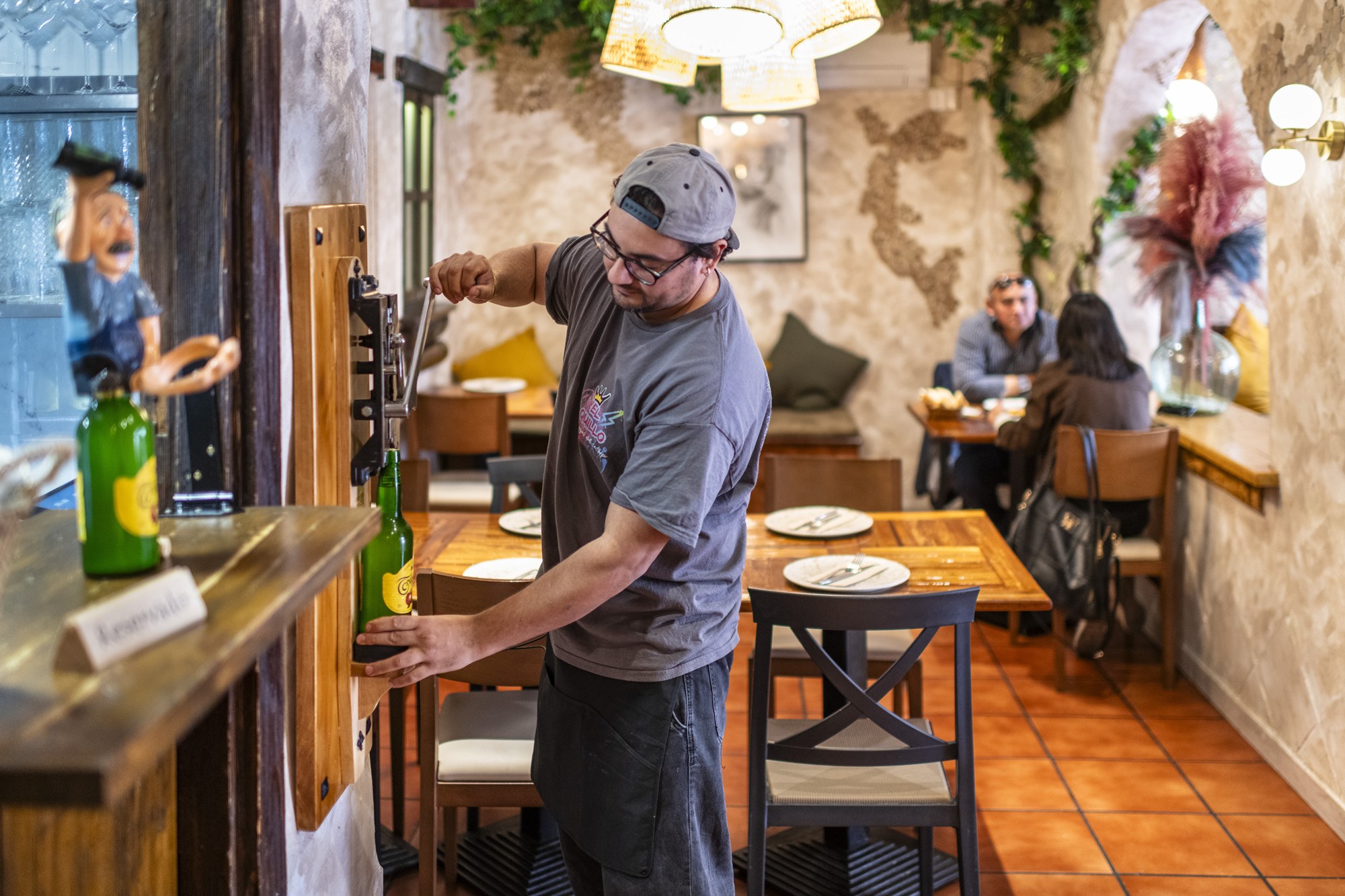 Donde Comer Torreznos en Madrid El Quillo local