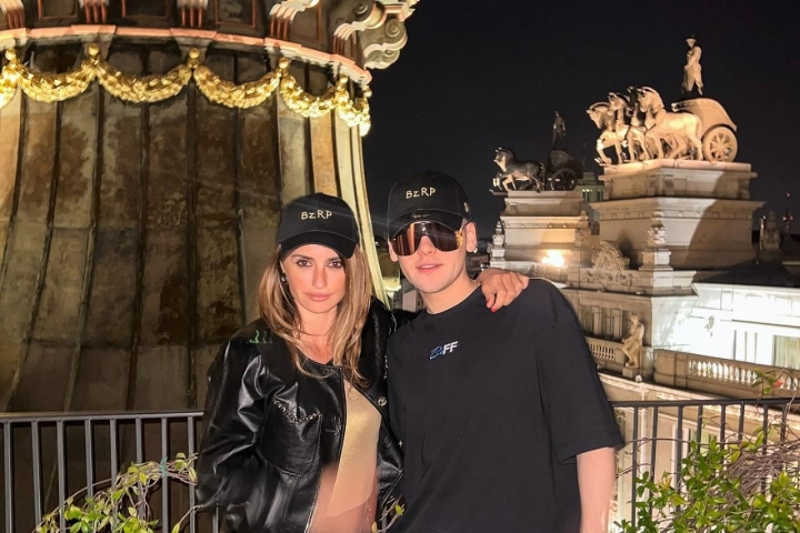 El productor argentino coincidió con Penélope Cruz en la azotea de 'Dani Brasserie'. Foto: Instagram