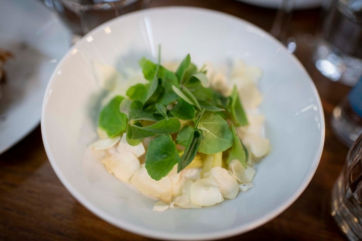 Puerro, cuajada, castaña.