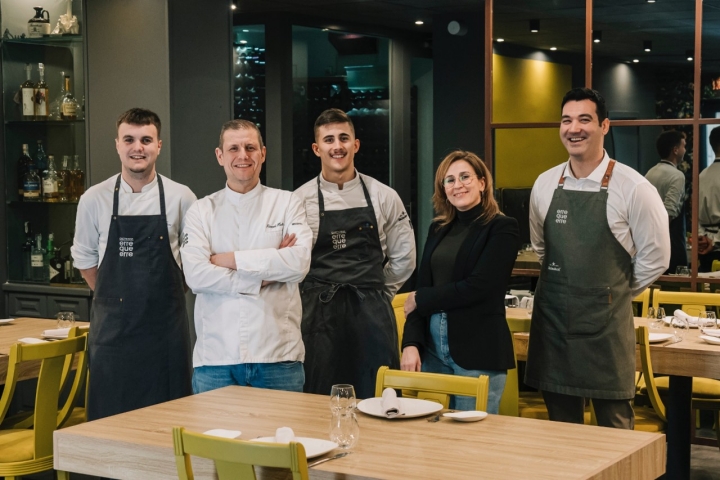 El equipo del restaurante Erre que Erre, en Ibi
