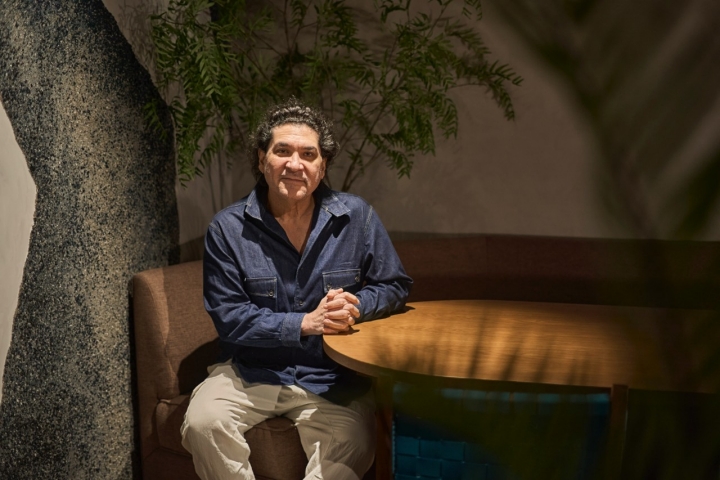 El chef Gastón Acuria, de 58 años. Foto: Javier Bravo.