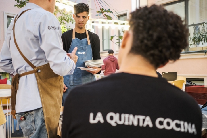 Los alumnos también llevan a cabo clases de empatía y comunicación.