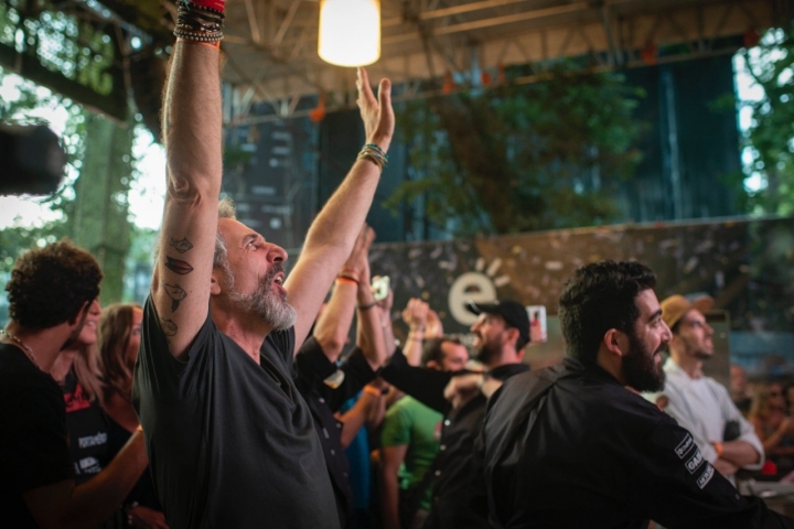 Portamerica 2019: Pepe Solla animando la actuación