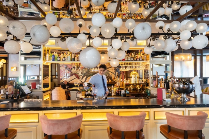 Barra del restaurante Promesa, en Málaga