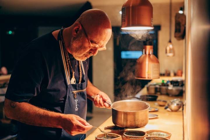 La cocina de '8Aborigen' se apoya en la literatura científica e histórica