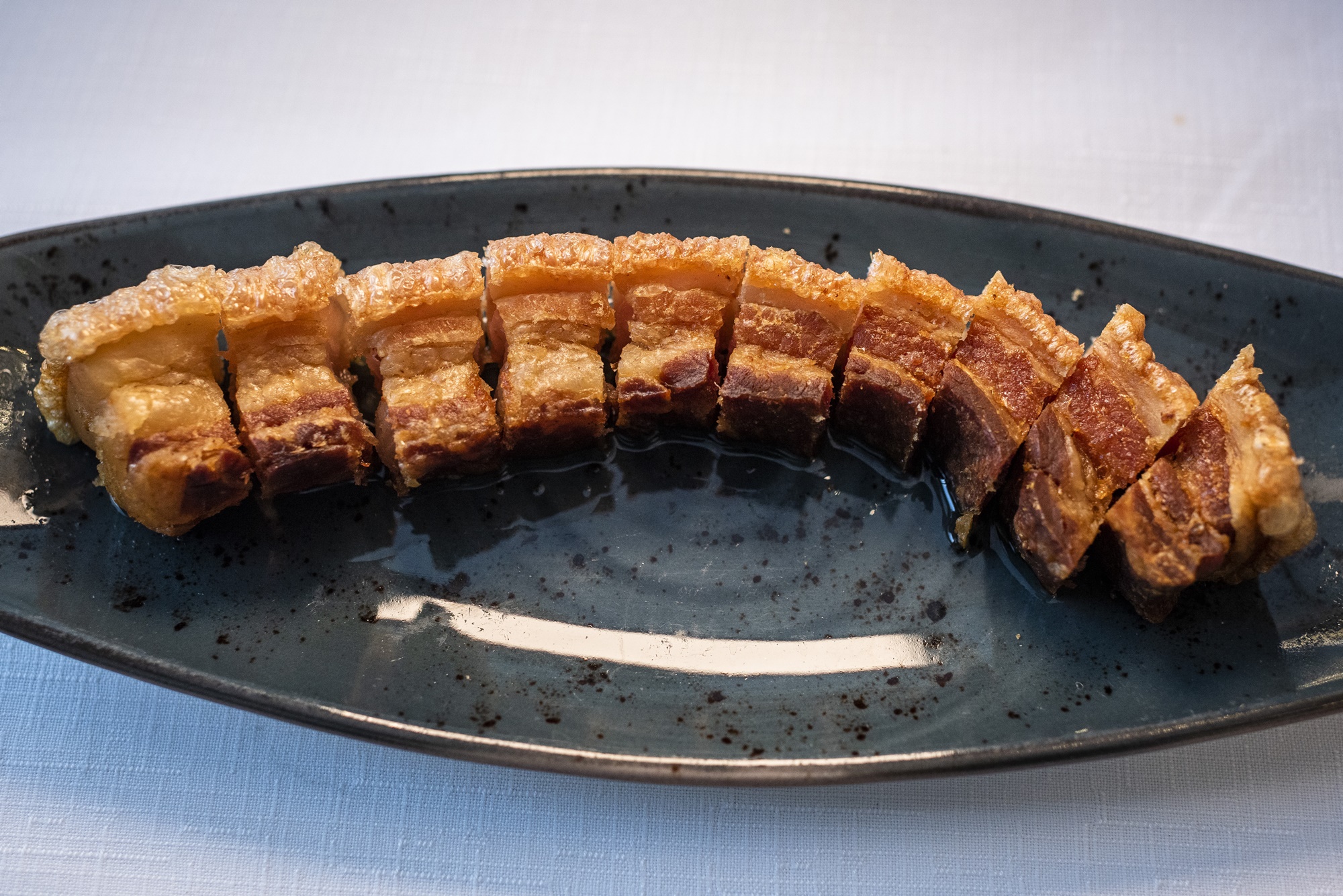 Restaurante Treze Madrid torrezno cocinado