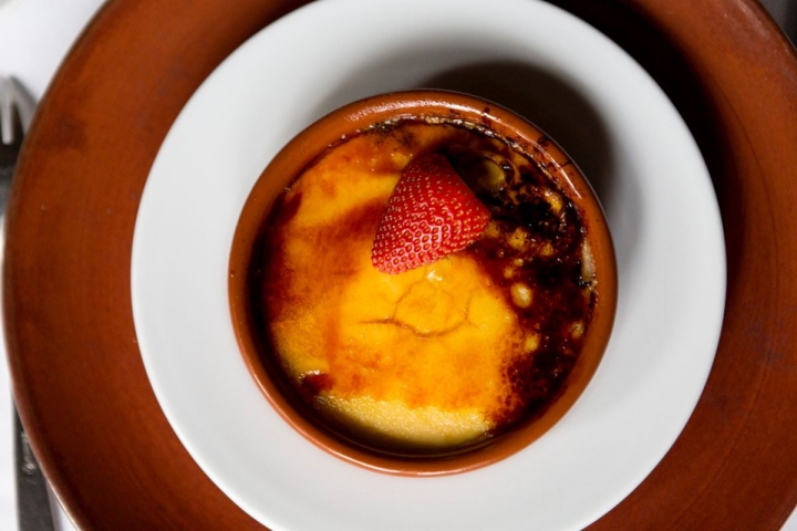 La apetecible crema catalana para rematar.