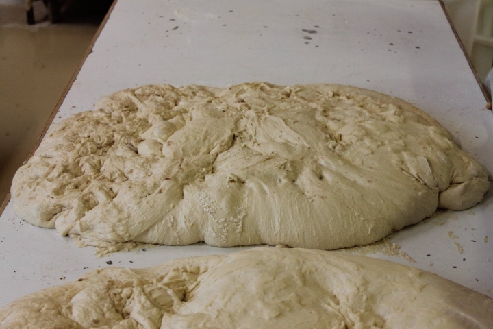 La familia Vidaurre guarda un secreto en la masa de sus txantxigorris