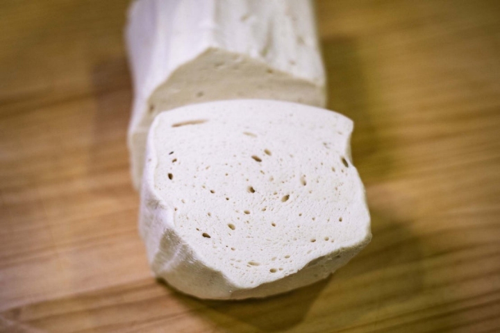 Es importante coger el corazón de la masa, donde las levaduras están más vivas y fuertes.