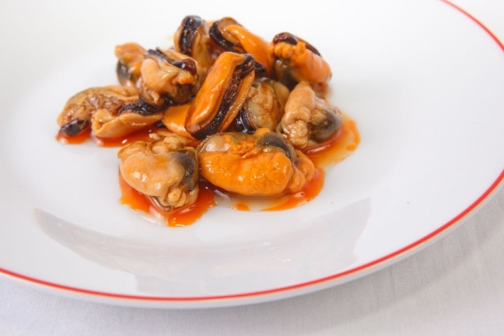 Mejillones en escabeche, un plato que no decepciona. Foto: Shutterstock.