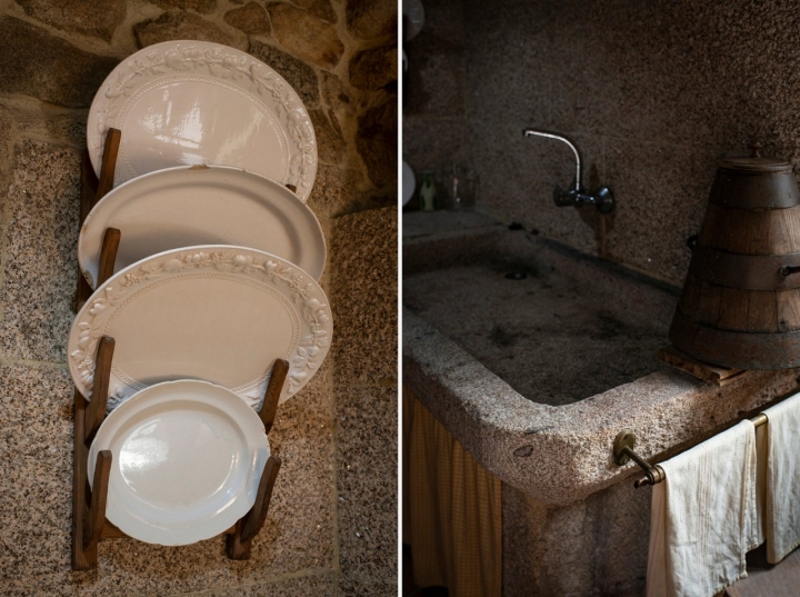 Pila y vajilla en la lareira, donde se sirven los desayunos cuando el tiempo no permite disfrutarlos fuera.