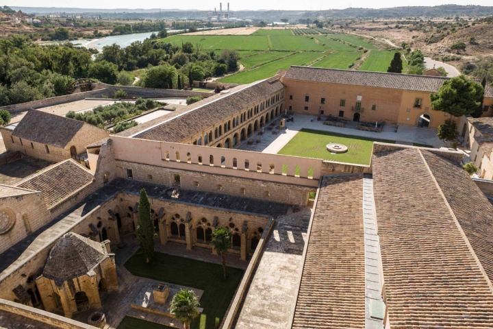 Conjunto Hospedería Monasterio Rueda