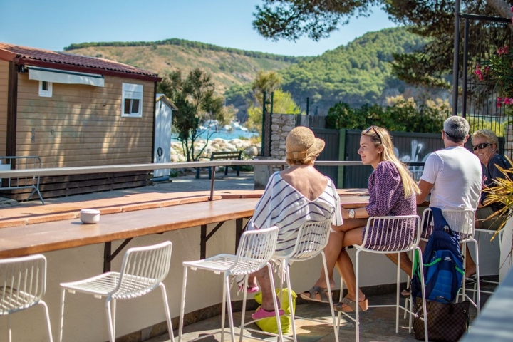 Este lugar privilegiado está a un paso de la playa de Montgó. Foto: Facebook 'La Brasa de Can Miquel'