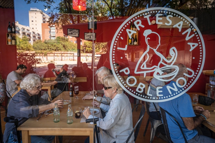 Barcelona 04-10-2022 la artesana de poblenou. restaurante La artesana de poblenou. AUTOR: MANU MITRU.