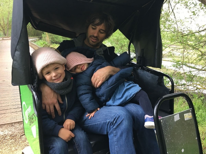 El descanso de ir en un triciclo eléctrico.