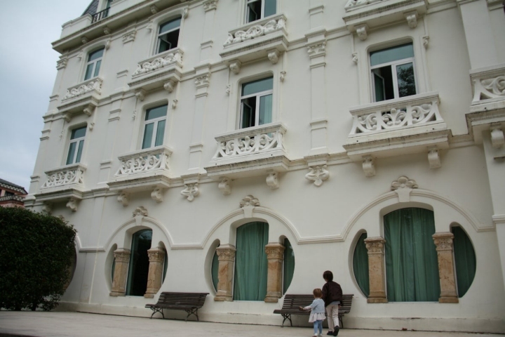 El edificio es también una belleza arquitectónica. Foto: J.S.