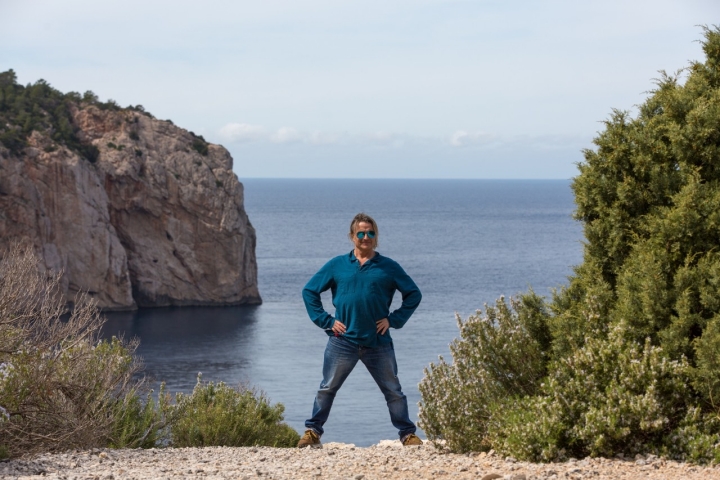 La primera vez que Nacho Cano piso Ibiza fue a principios de los años 80 con 'Mecano'.