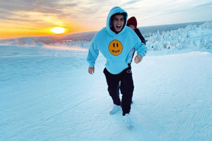 A pesar de  su amor a las playas, Óscar también disfruta del tiempo en la montaña. Foto: Instagram