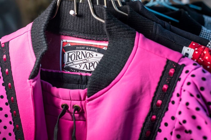 Chandal Chulapo Fornos y Apolo detalle