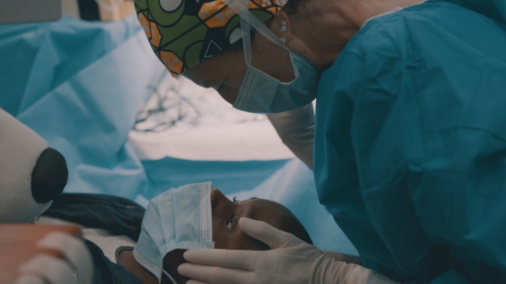 En los países en vías de desarrollo, 4 de cada 5 personas que son ciegas podrían no serlo.