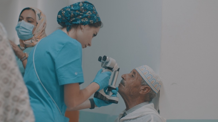 Los equipos cuentan con quirófanos portátiles para realizar las operaciones.