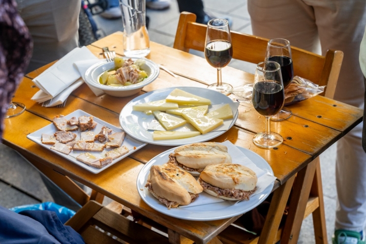 Las delicias de la 'Taberna Álvaro Peregil'.