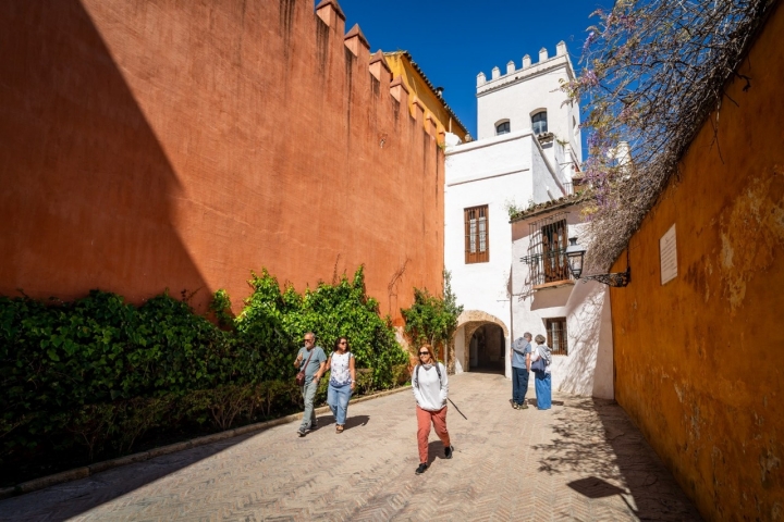 La antigua Judería de Sevilla abarca los barrios de Santa Cruz y de San Bartolomé.